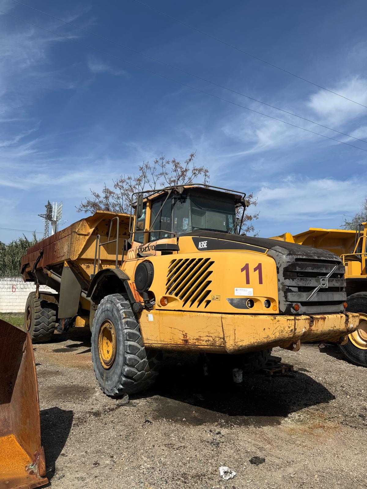 Cabina de Volvo A35E en las instalaciones de VMS Used Parts