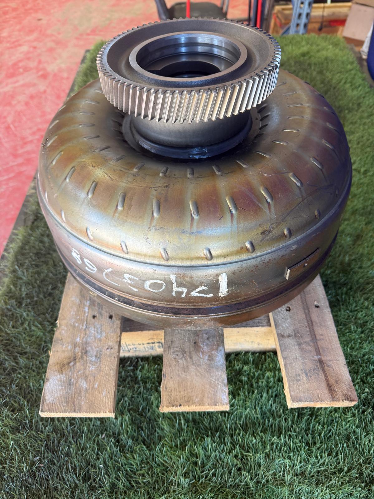 Convertidor Volvo 17403768 vista 3