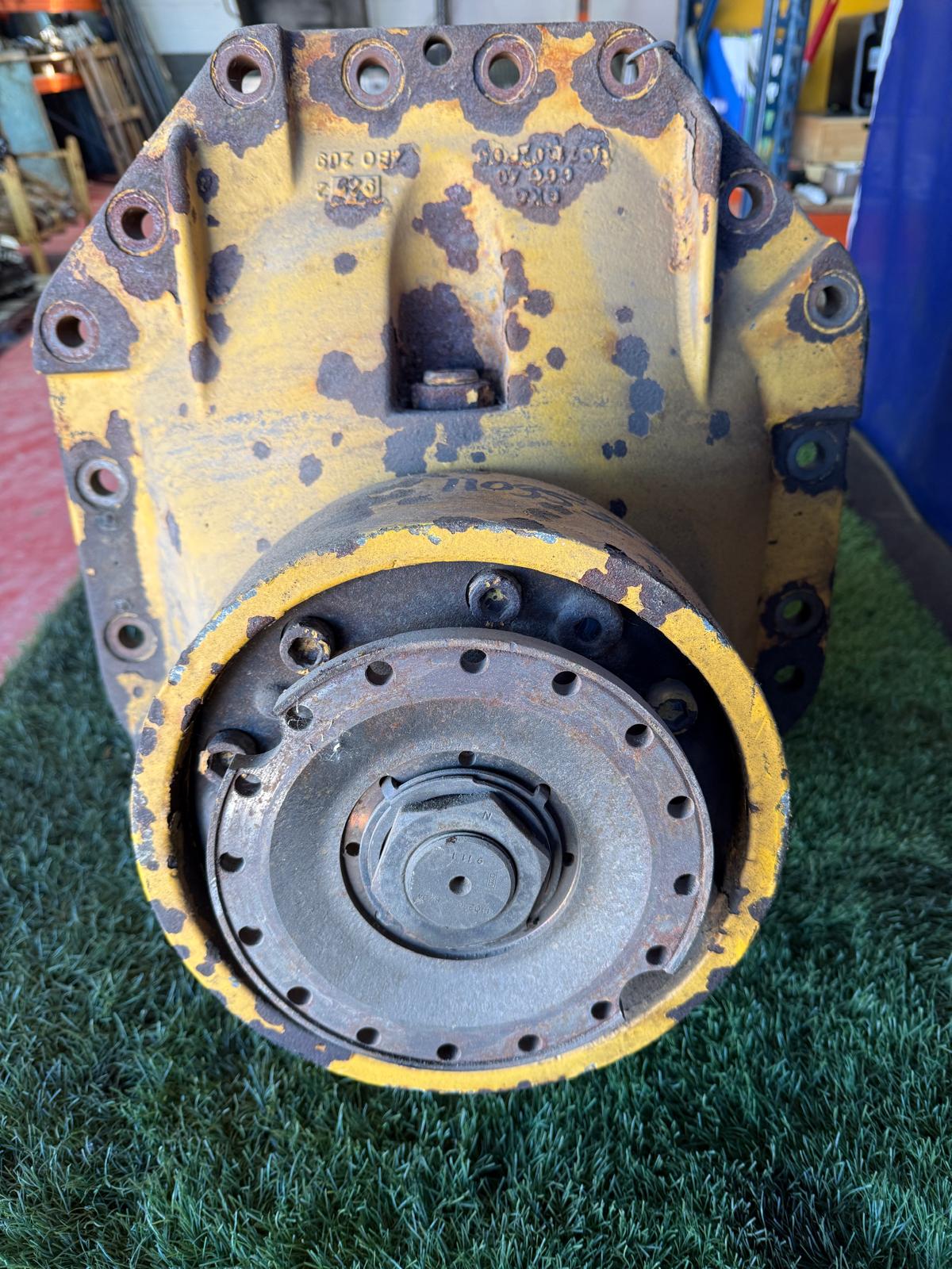 Grupo cónico Volvo 11035353 vista 2