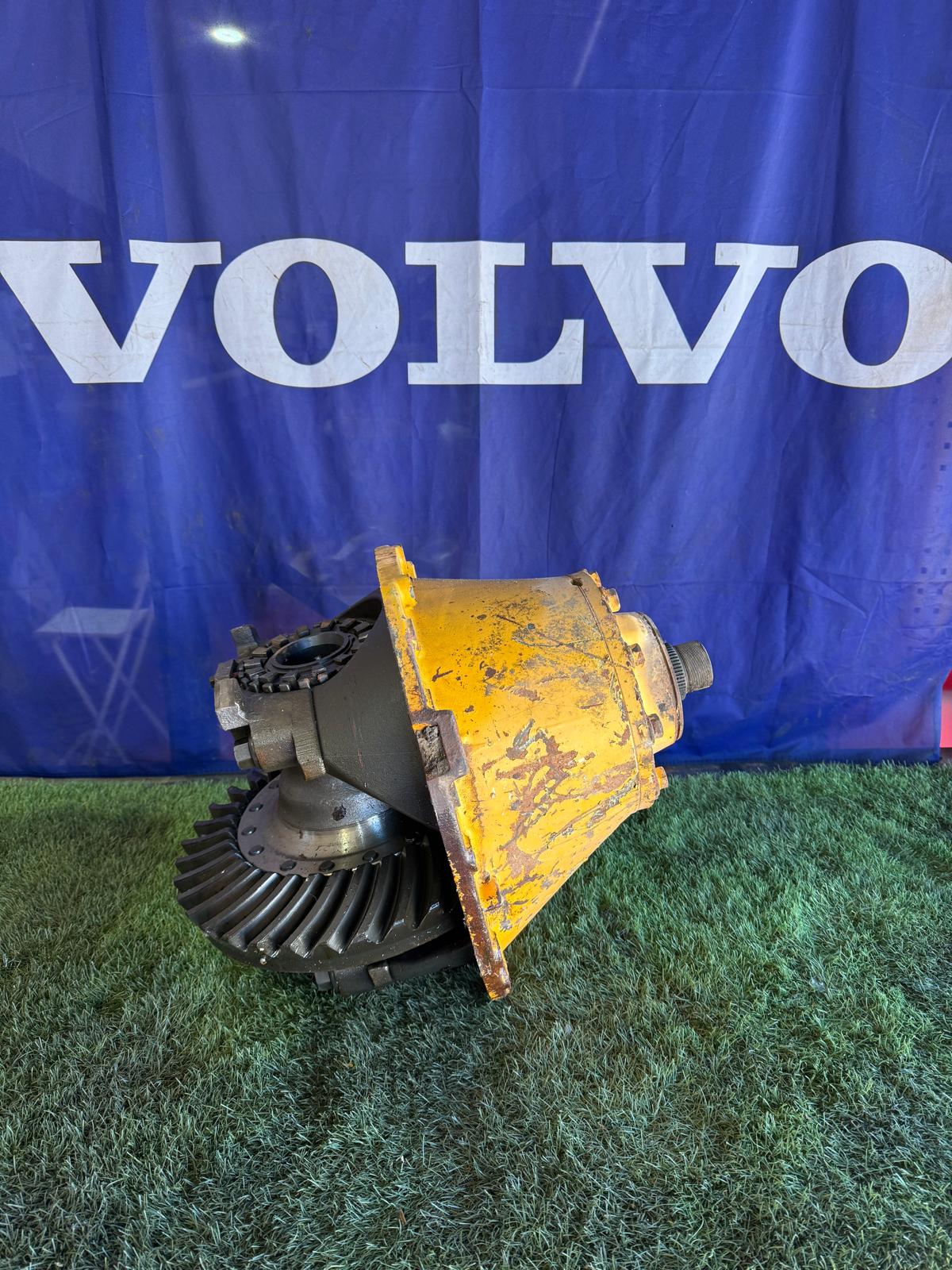 Grupo cónico Volvo 3152148 vista 1