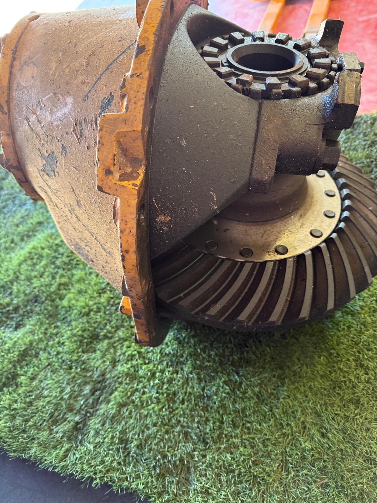 Grupo cónico Volvo 3152148 vista 3