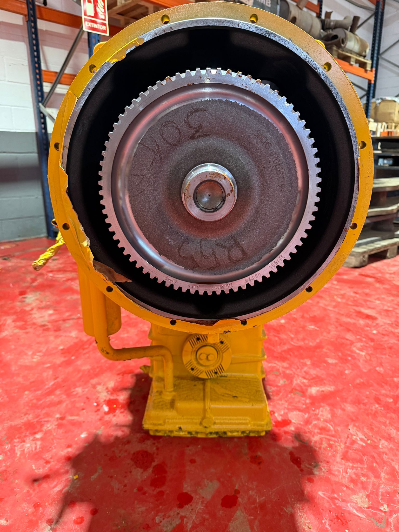 Servotransmisión Volvo L60F referencia 22734 vista general