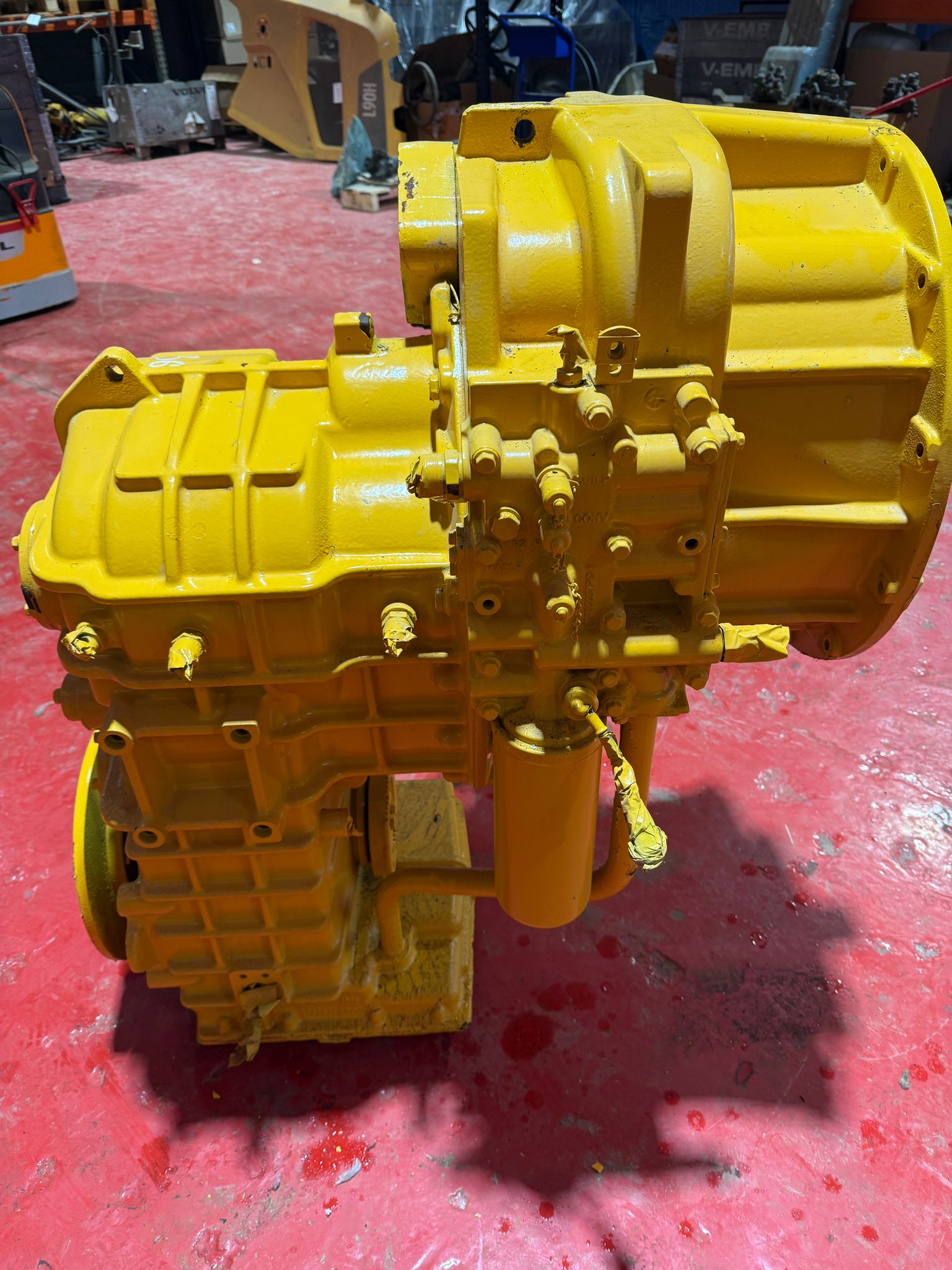 Detalle de servotransmisión Volvo L60F referencia 22734